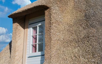 Slackhead thatch roof disadvantages